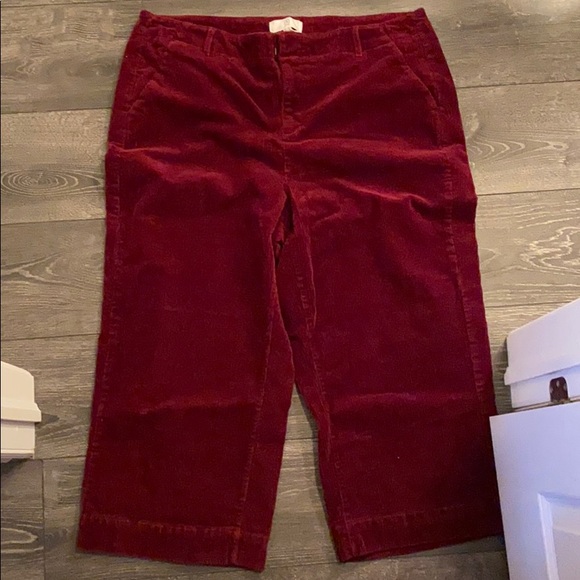 High Waisted Burgundy Corduroy Trousers. US 20. - Picture 2 of 3